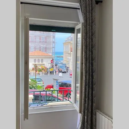 T1 Bis Au Port Vieux Plages A Pied Апартаменти Біарріц